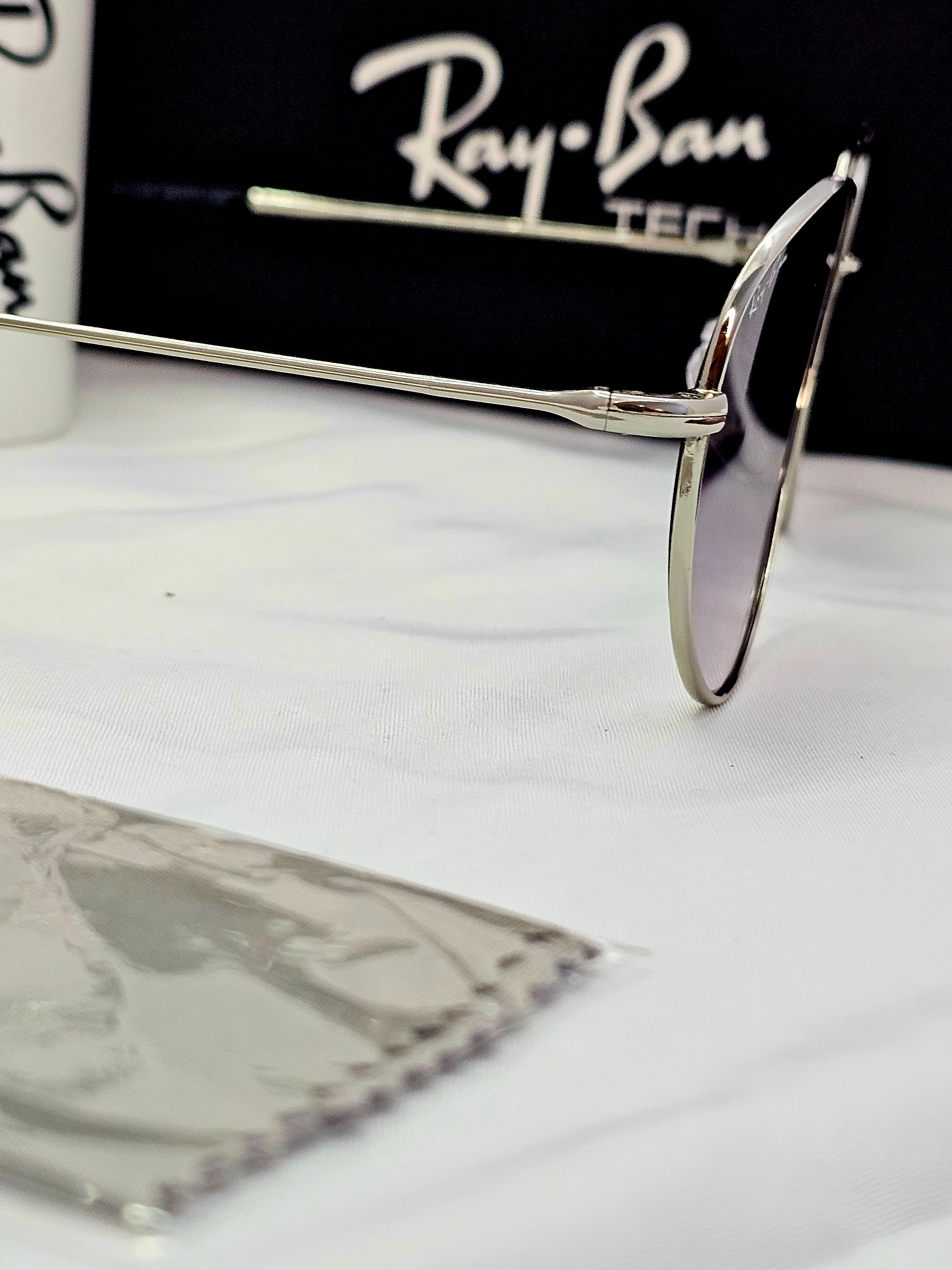 Ray Ban reverse (عدسة مقعرة)