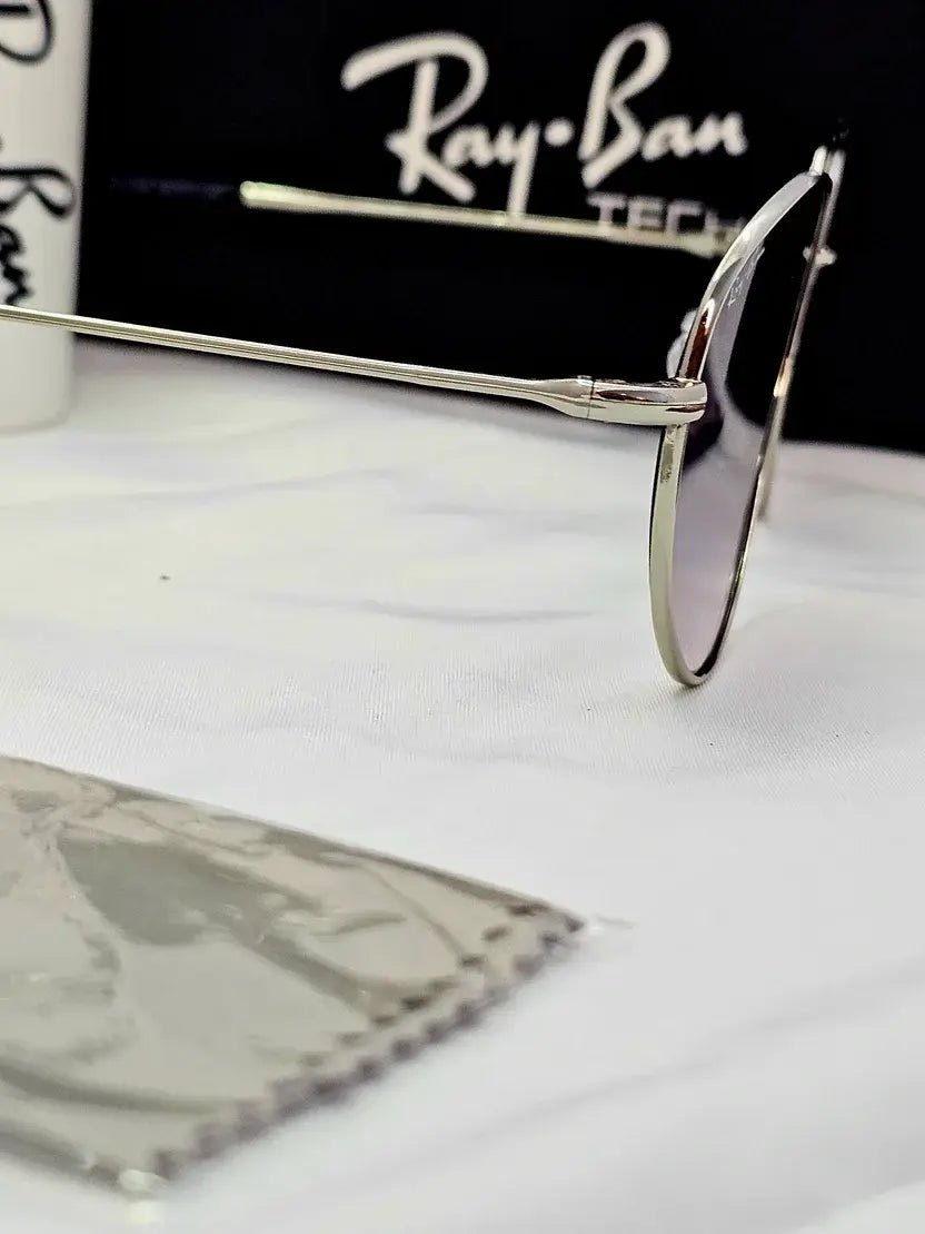 ريبان مربعة ريفيرس UV400 - Brother Storeنظارة شمس بعدسات زجاج او بلورايز من اختيارك بتوفرلك حماية من اشعة الشمس وكمان شياكة ملهاش حدود بتيجي بالعلبة وجراب وكتالوج ومنديل وعبوة لتنظيف العدسات