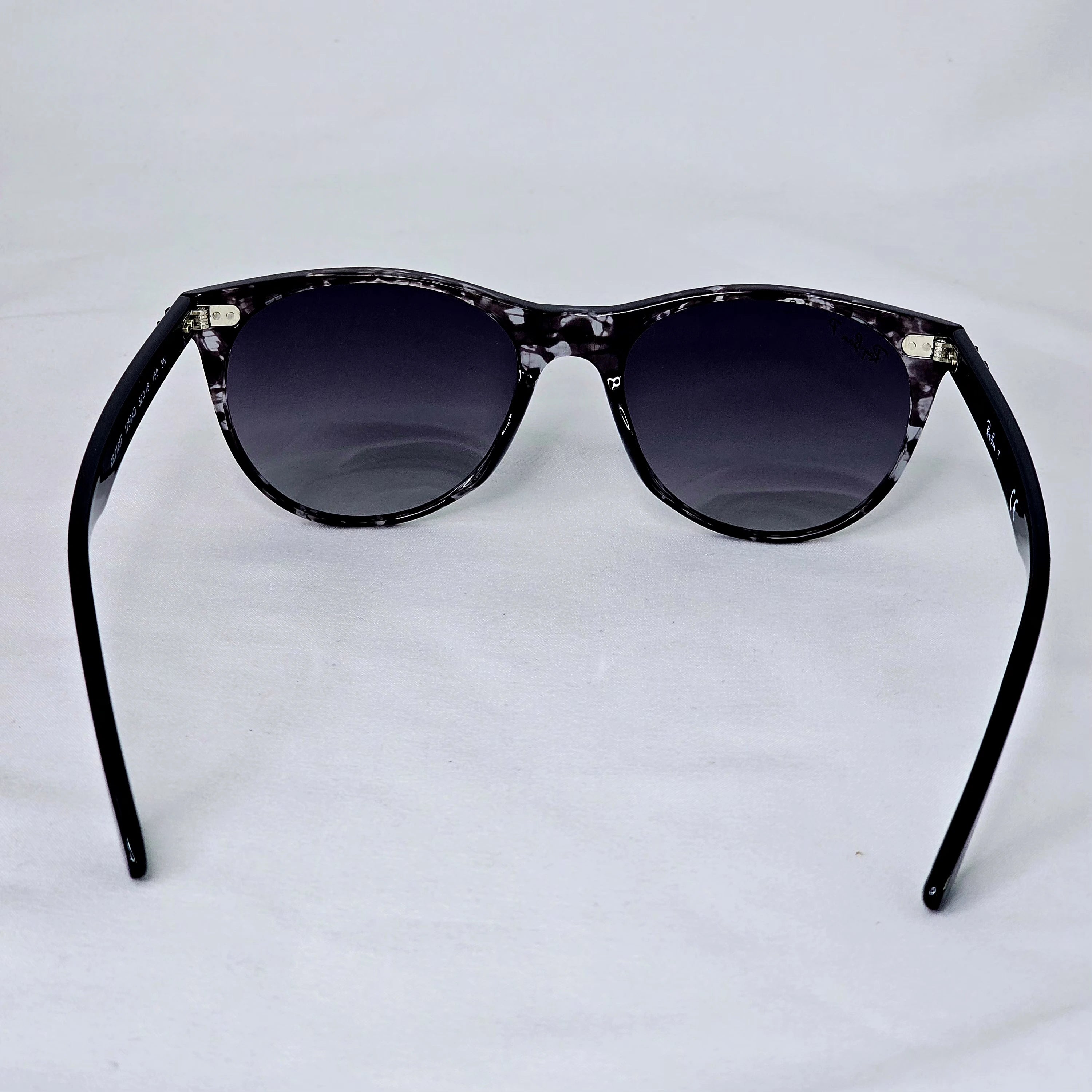 Ray-Ban RB 2185F Wayfarer II
