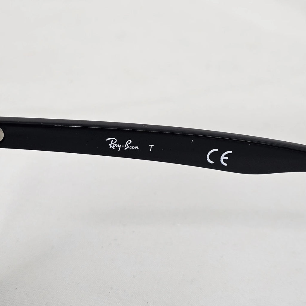 Ray-Ban RB 2185F Wayfarer II