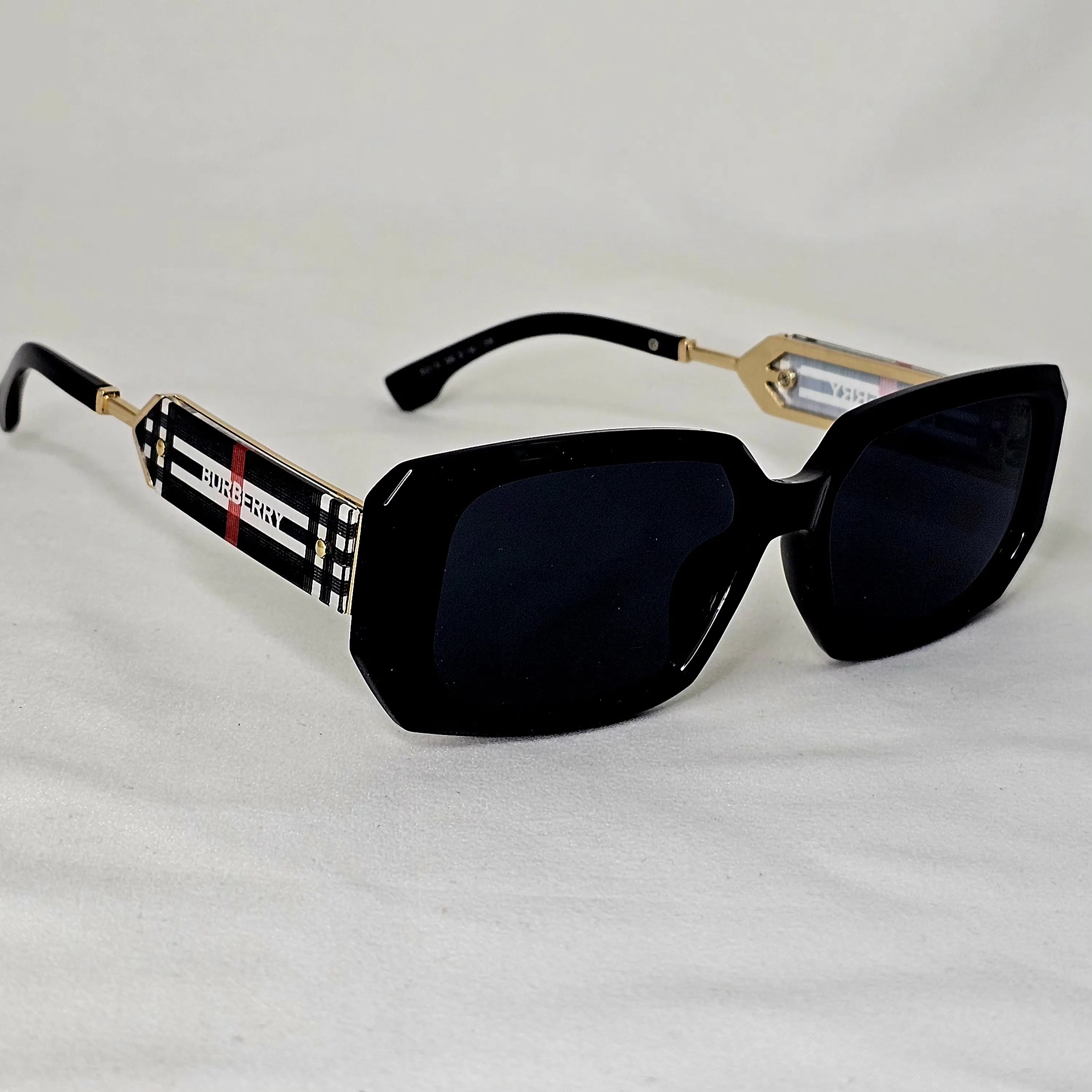 Burberry Check Detail Square Sunglasses