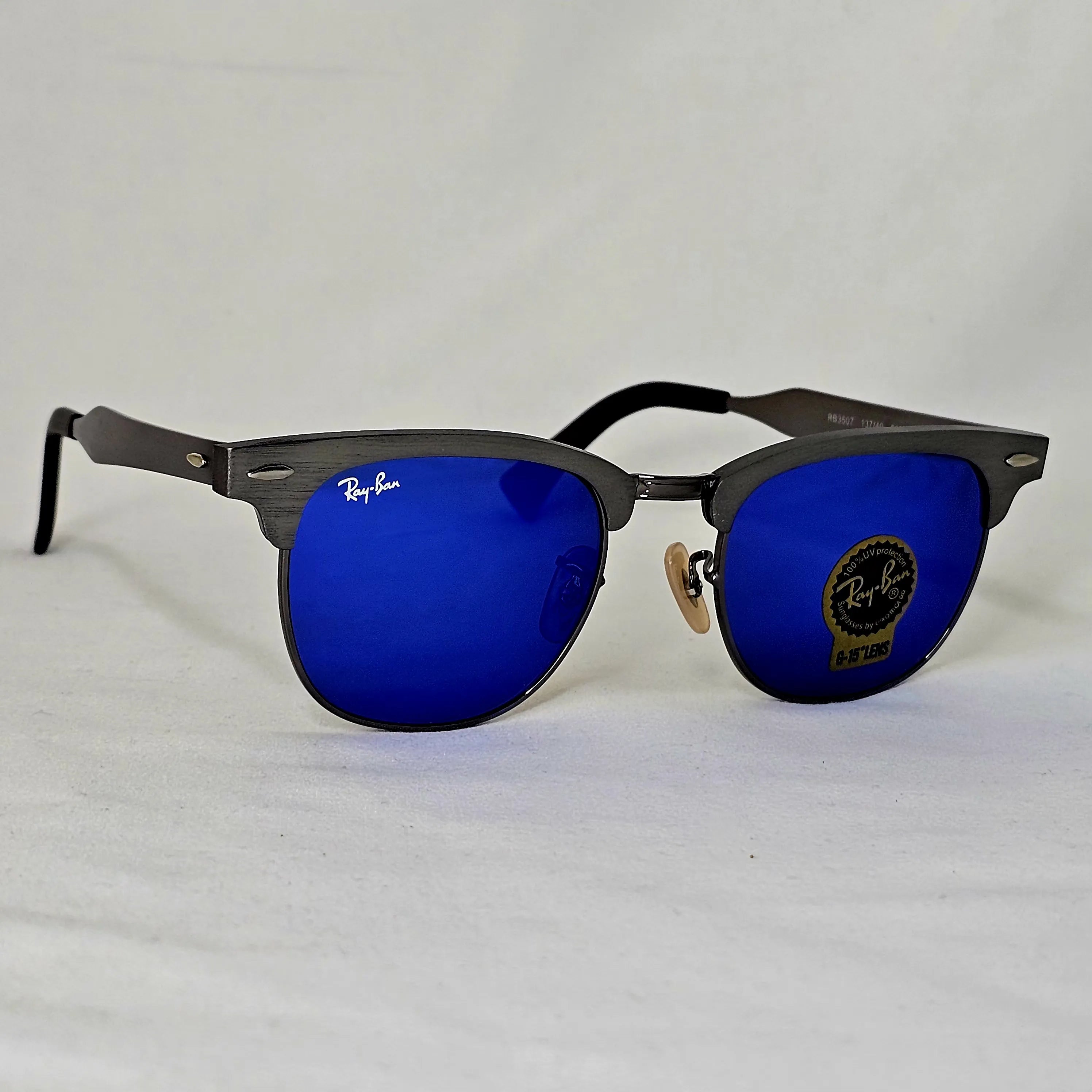 Ray-Ban Clubmaster Classic Secondary image