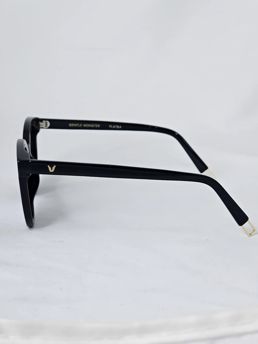 Gentle Monster Black Peter 01