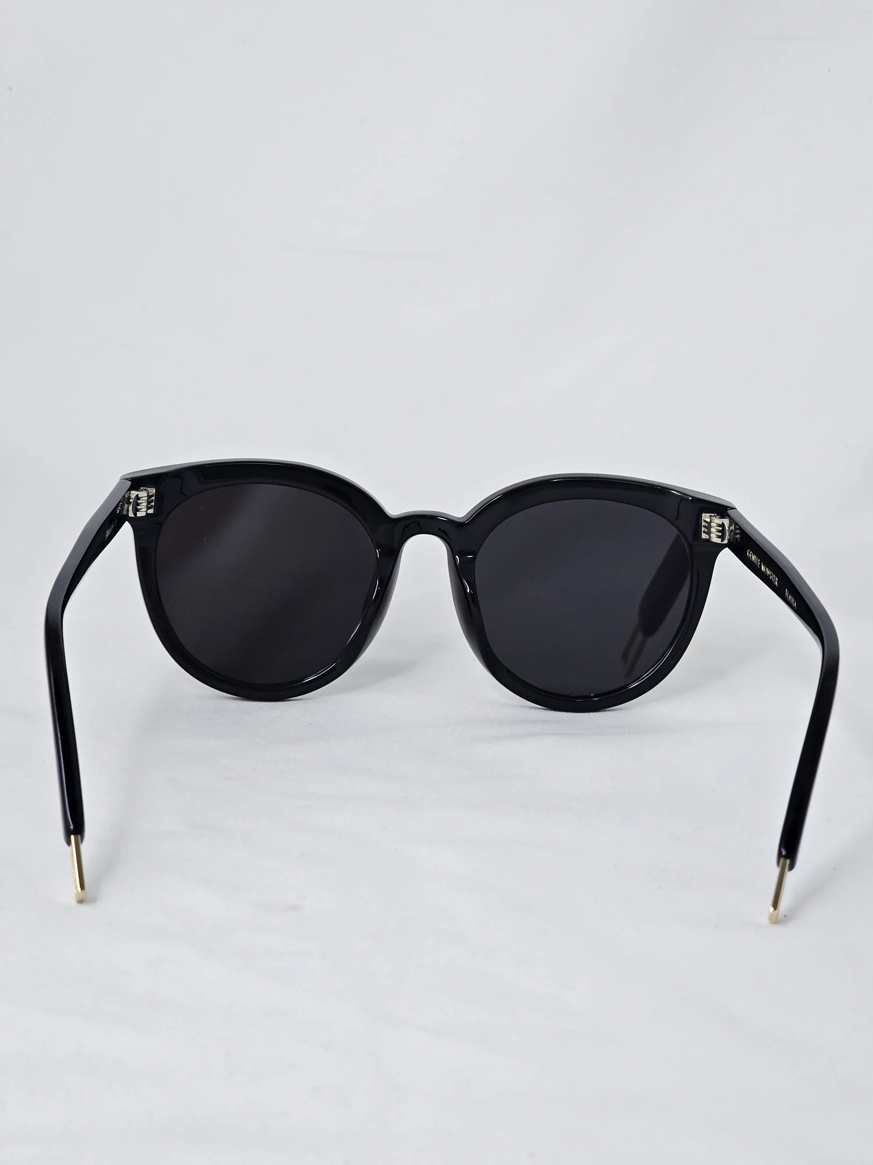 Gentle Monster Black Peter 01