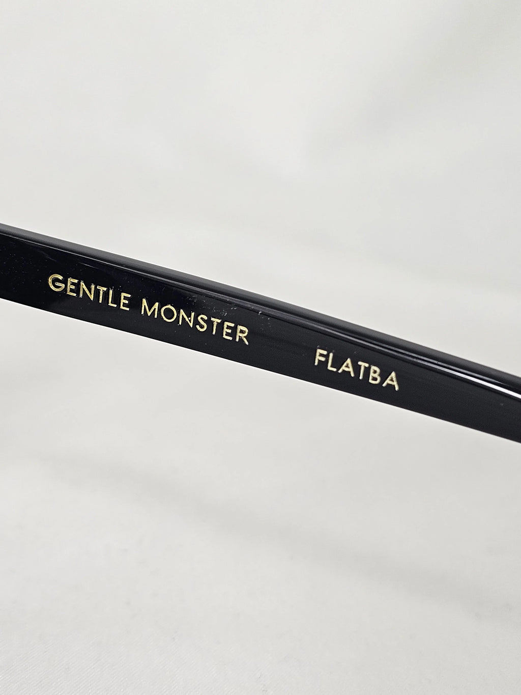 Gentle Monster Black Peter 01
