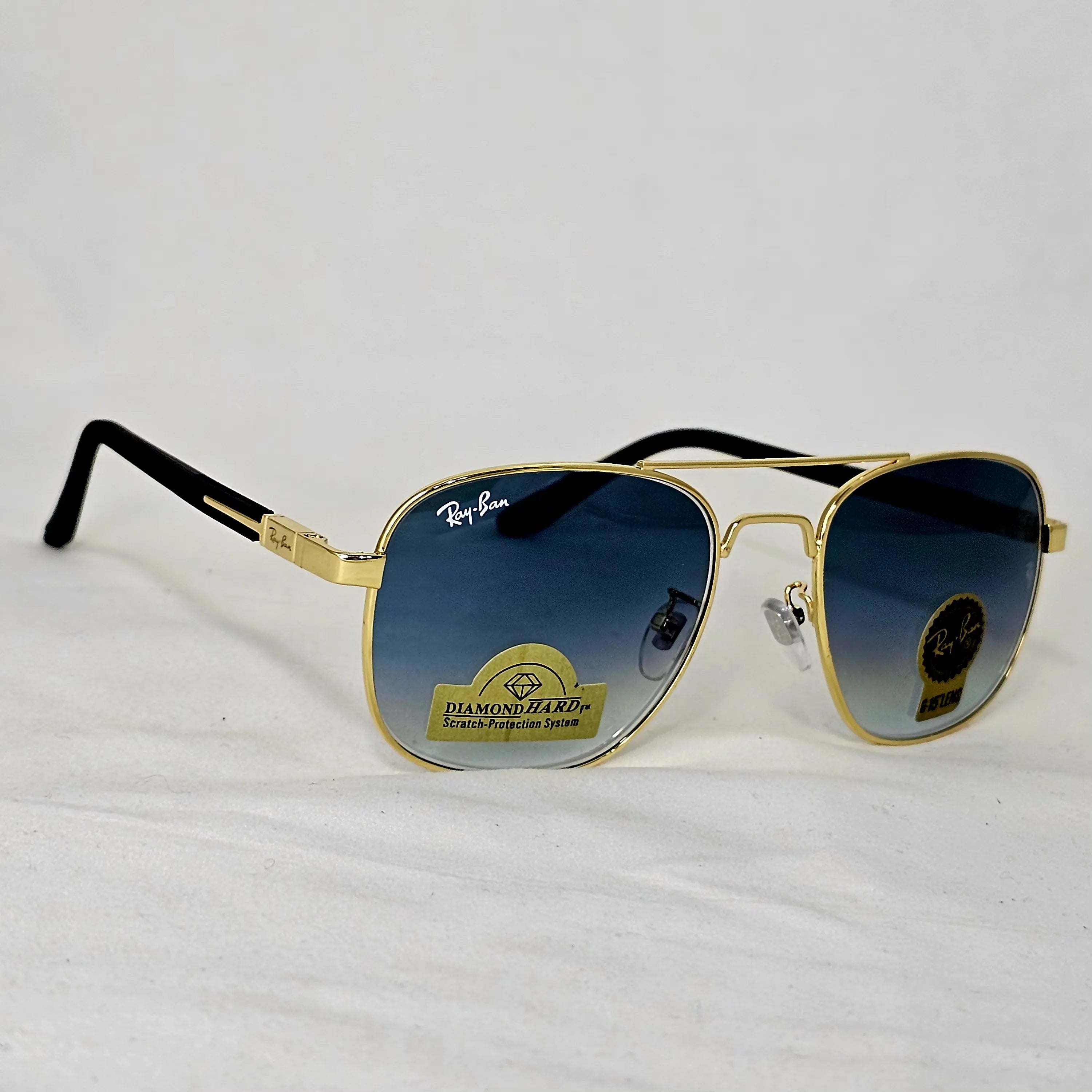 Ray-Ban Caravan. Secondary image