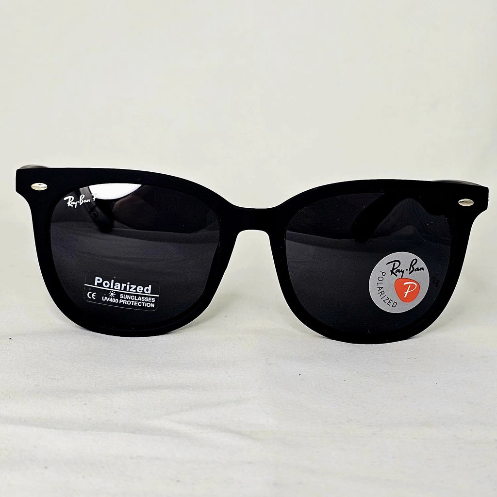 نظارة ري بان R4567 Polarized - تصميم "أوفر سايز" عصري بعدسات بولارايزد وحماية UV400