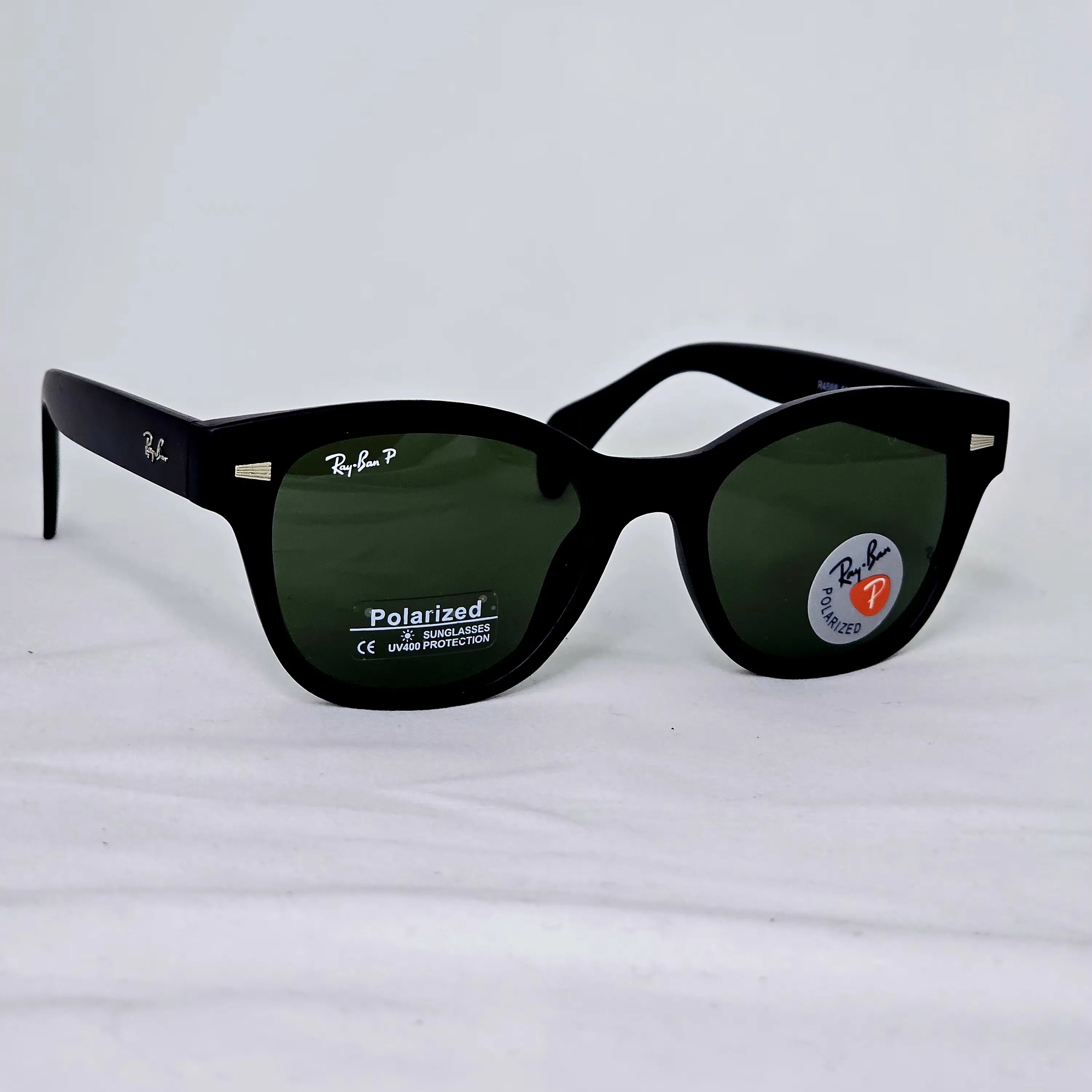 نظارة ري بان R4568 Polarized وي فاير