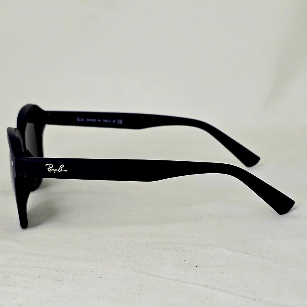 نظارة ري بان RB4566 Polarized ويفاير 2026