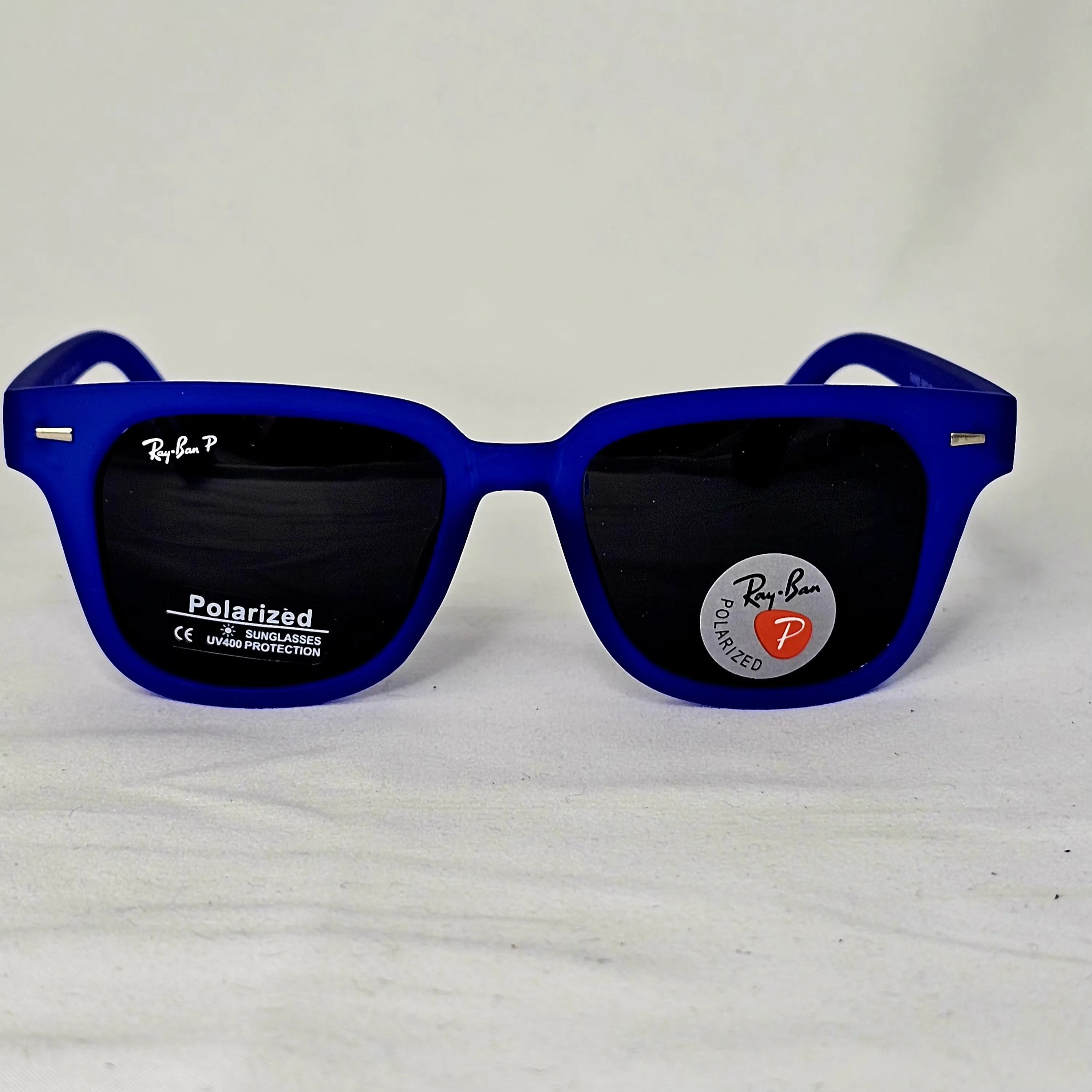 نظارة ري بان R4568 Polarized وي فاير