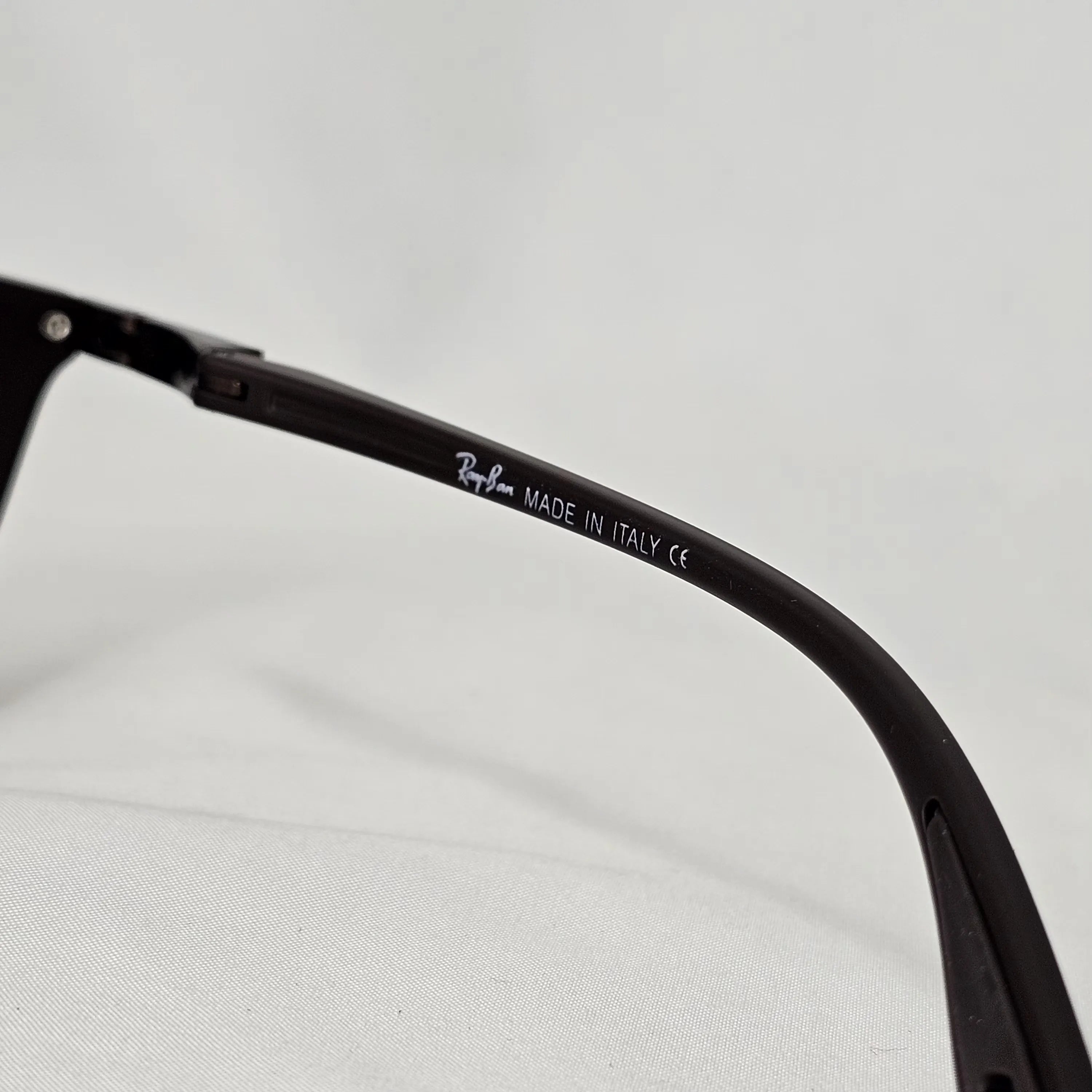 Ray-Ban Scuderia Ferrari