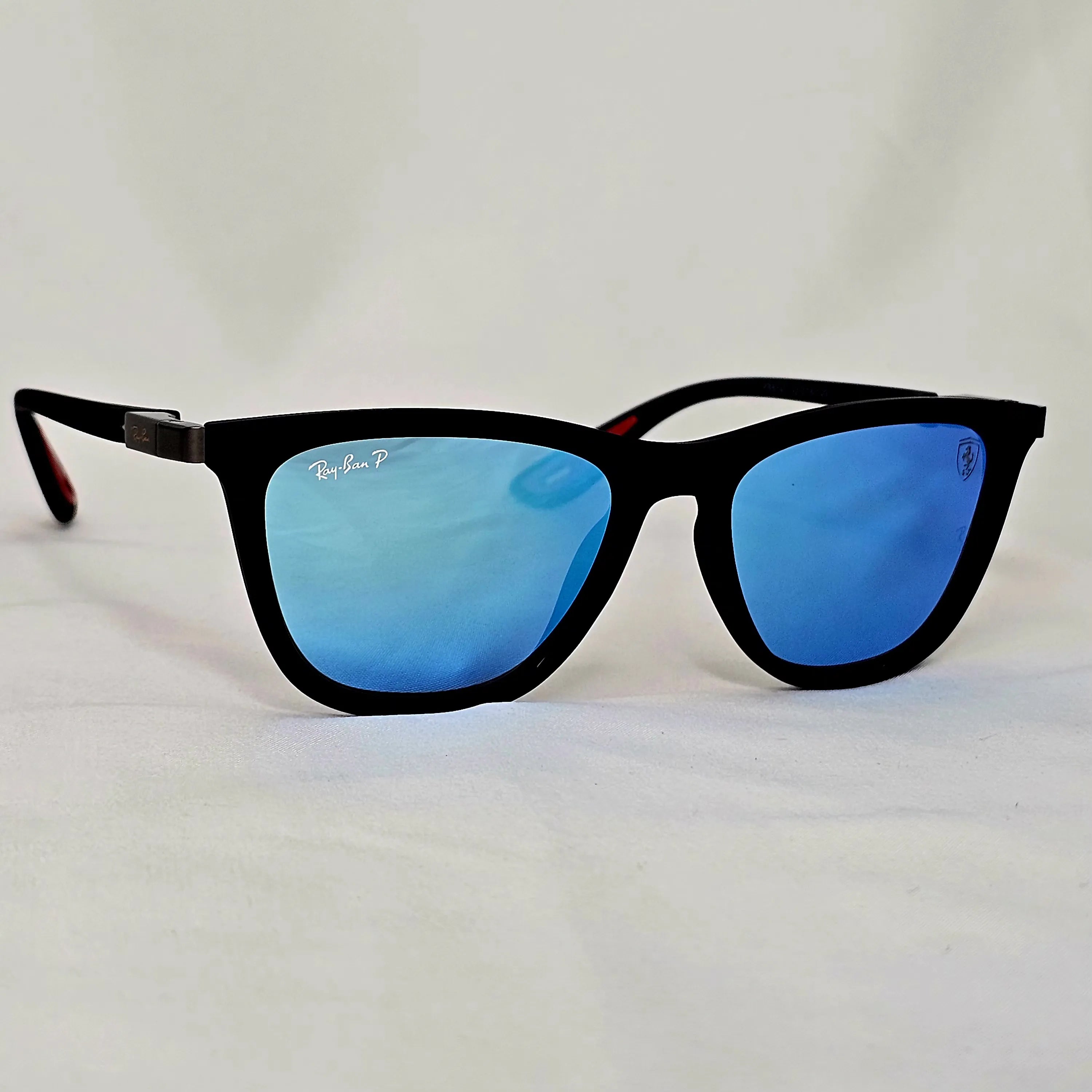 Ray-Ban Scuderia Ferrari Main image