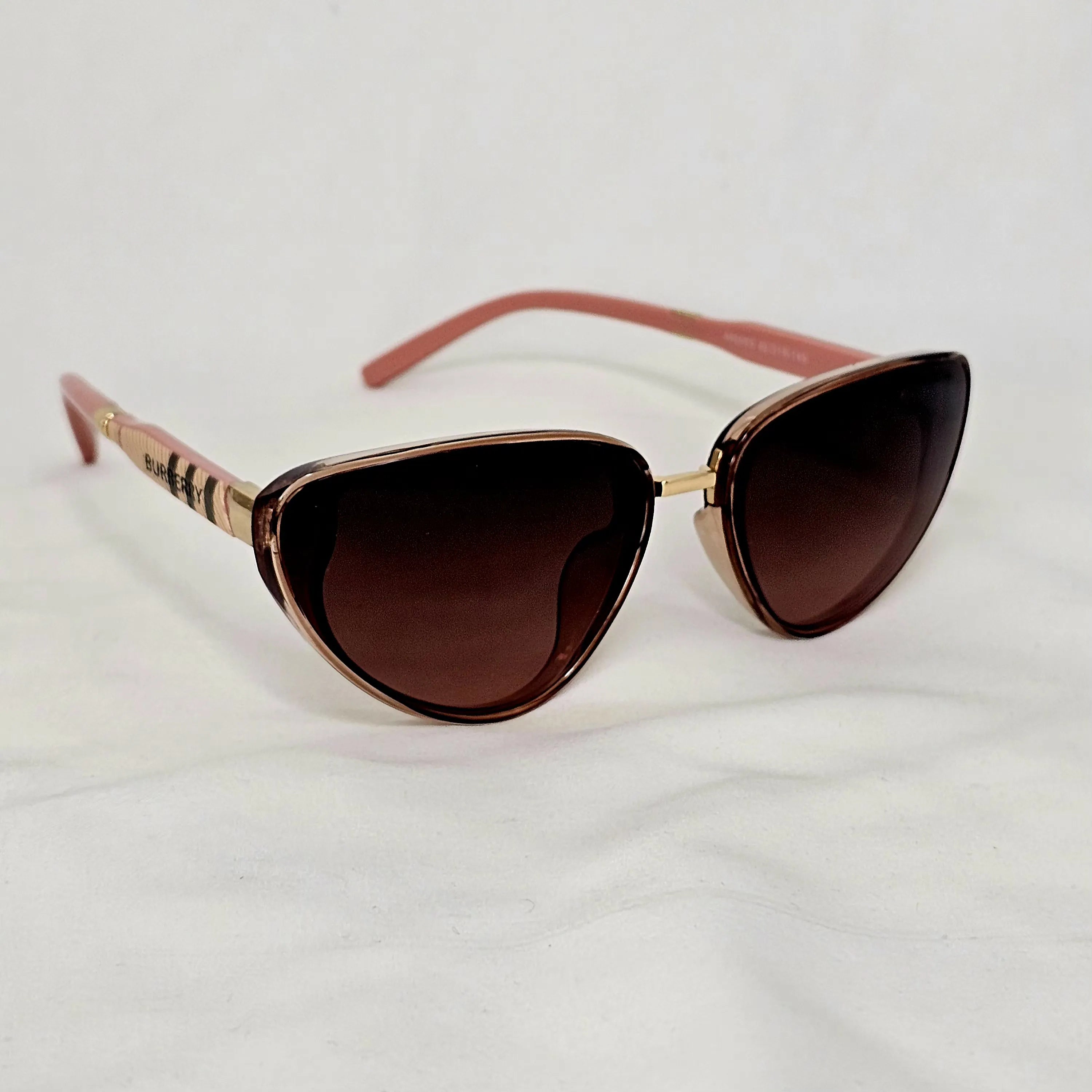 Burberry Cat-Eye Sunglasses A80036 Main image