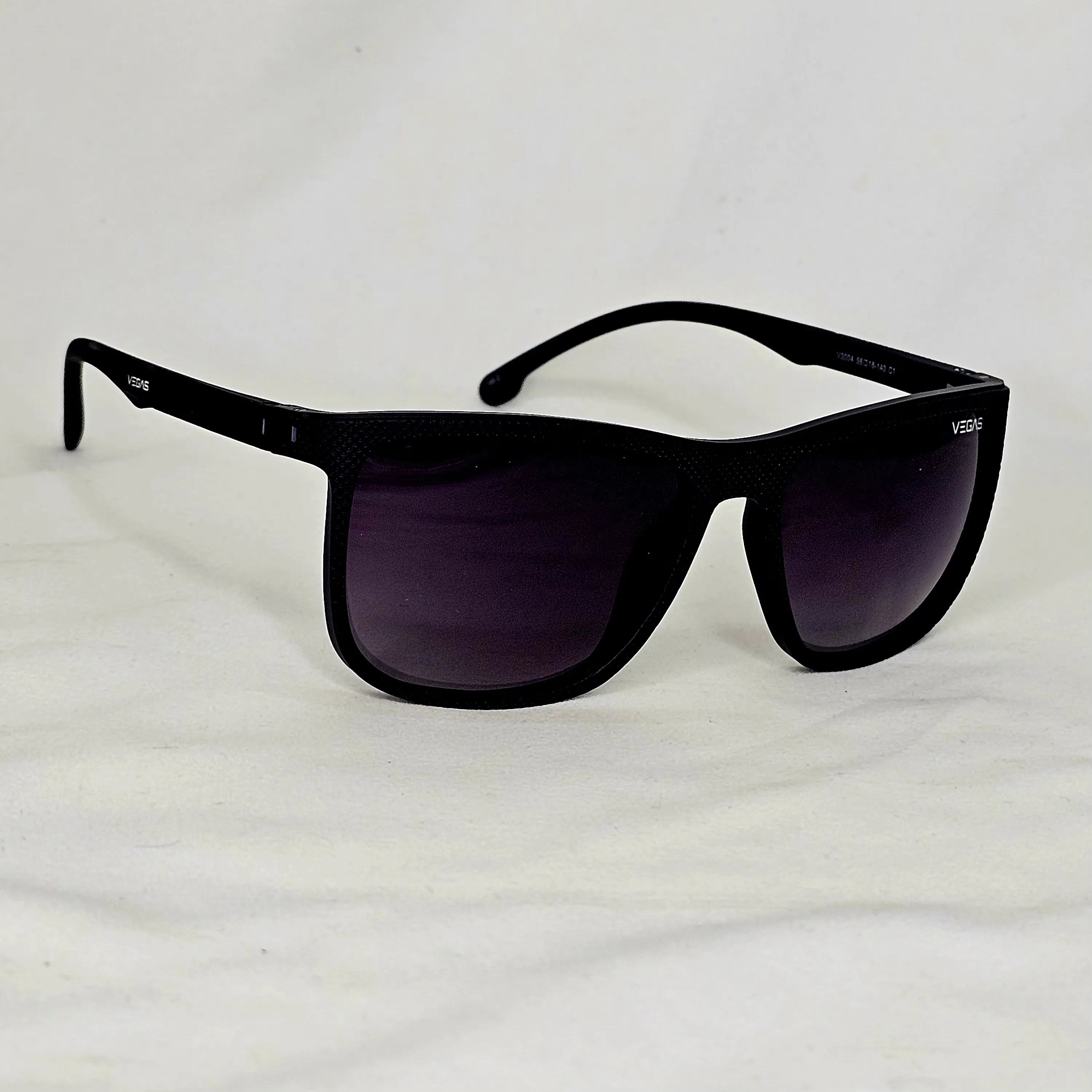 V4  Vegas Carbon Fusion