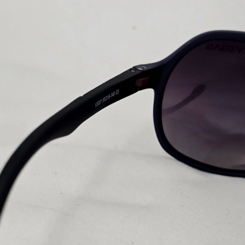 V7 Vegas Aviator Modern