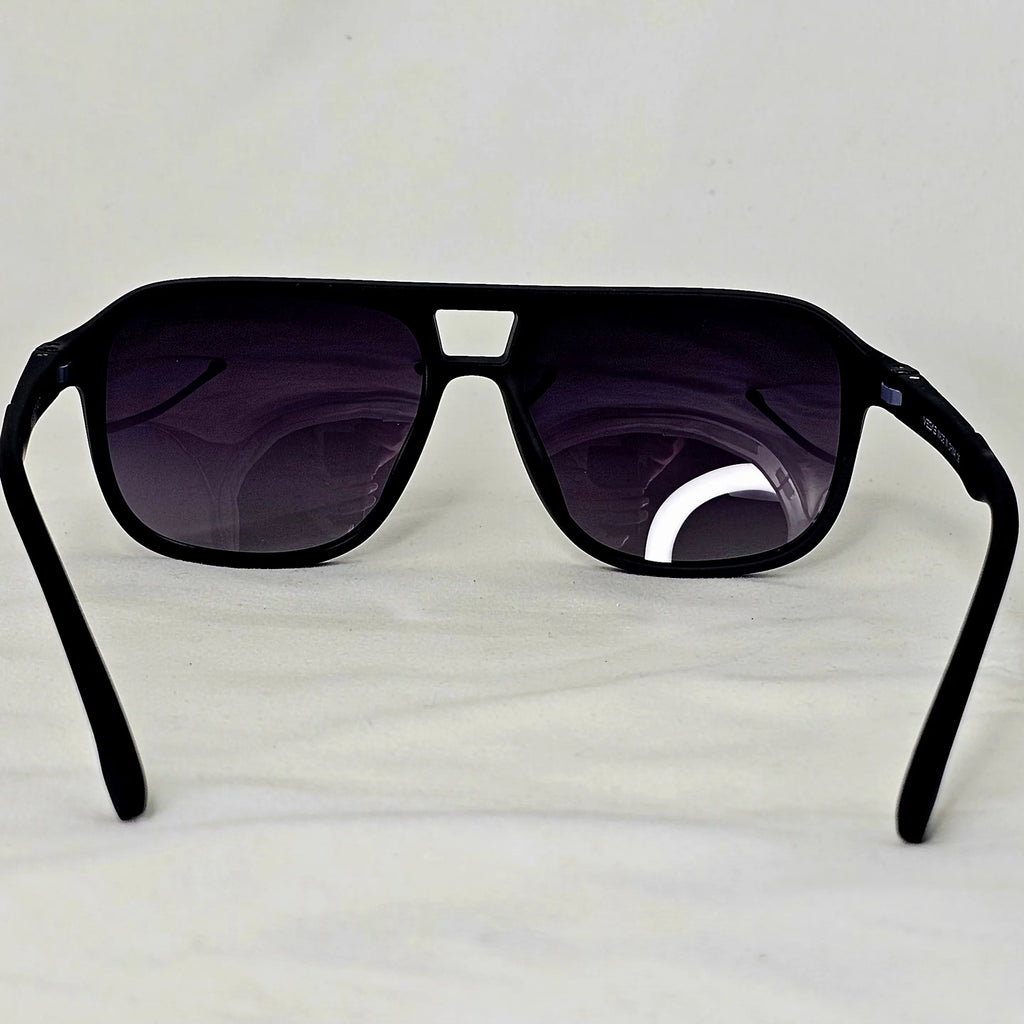 V9 Vegas Maverick Carbon