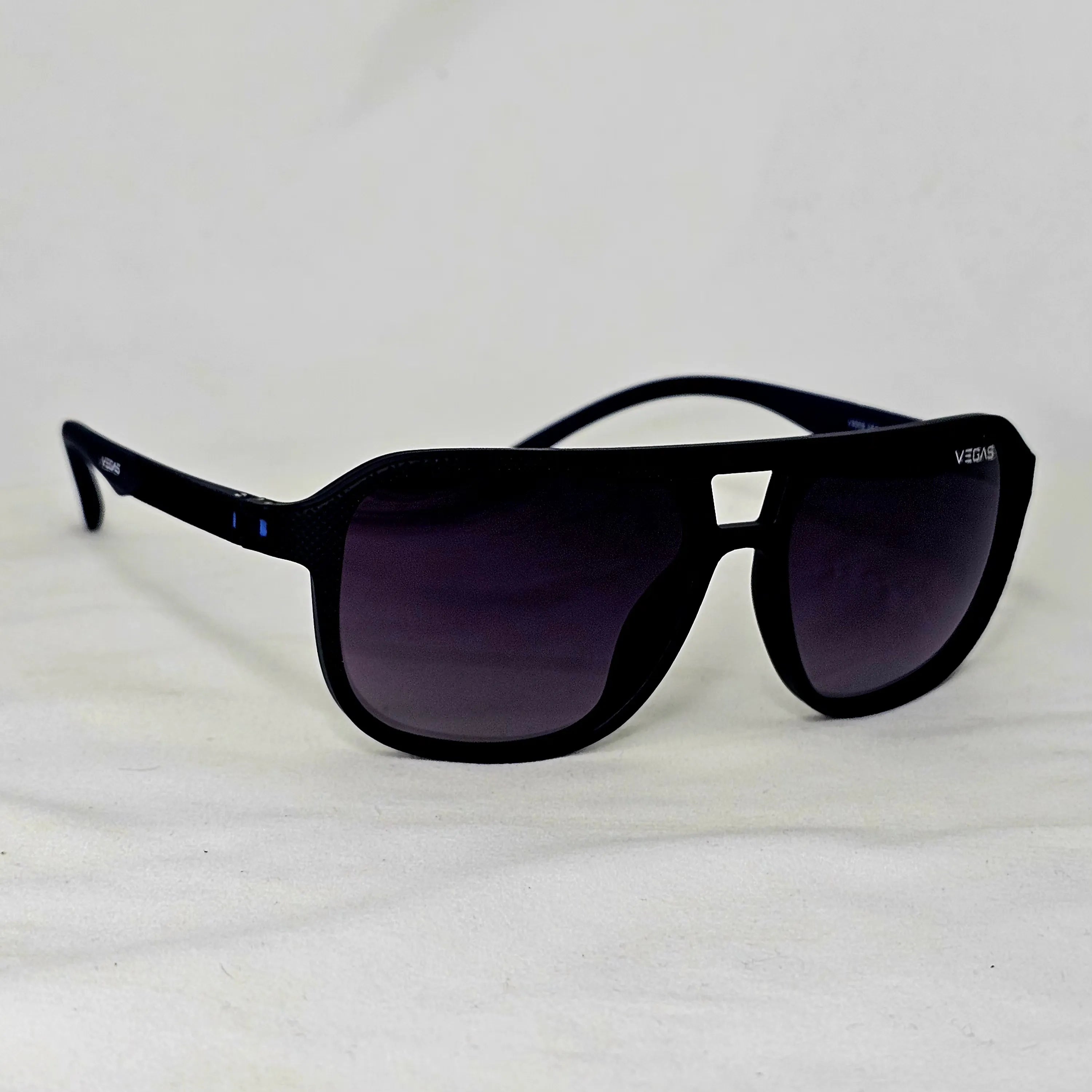 V9 Vegas Maverick Carbon